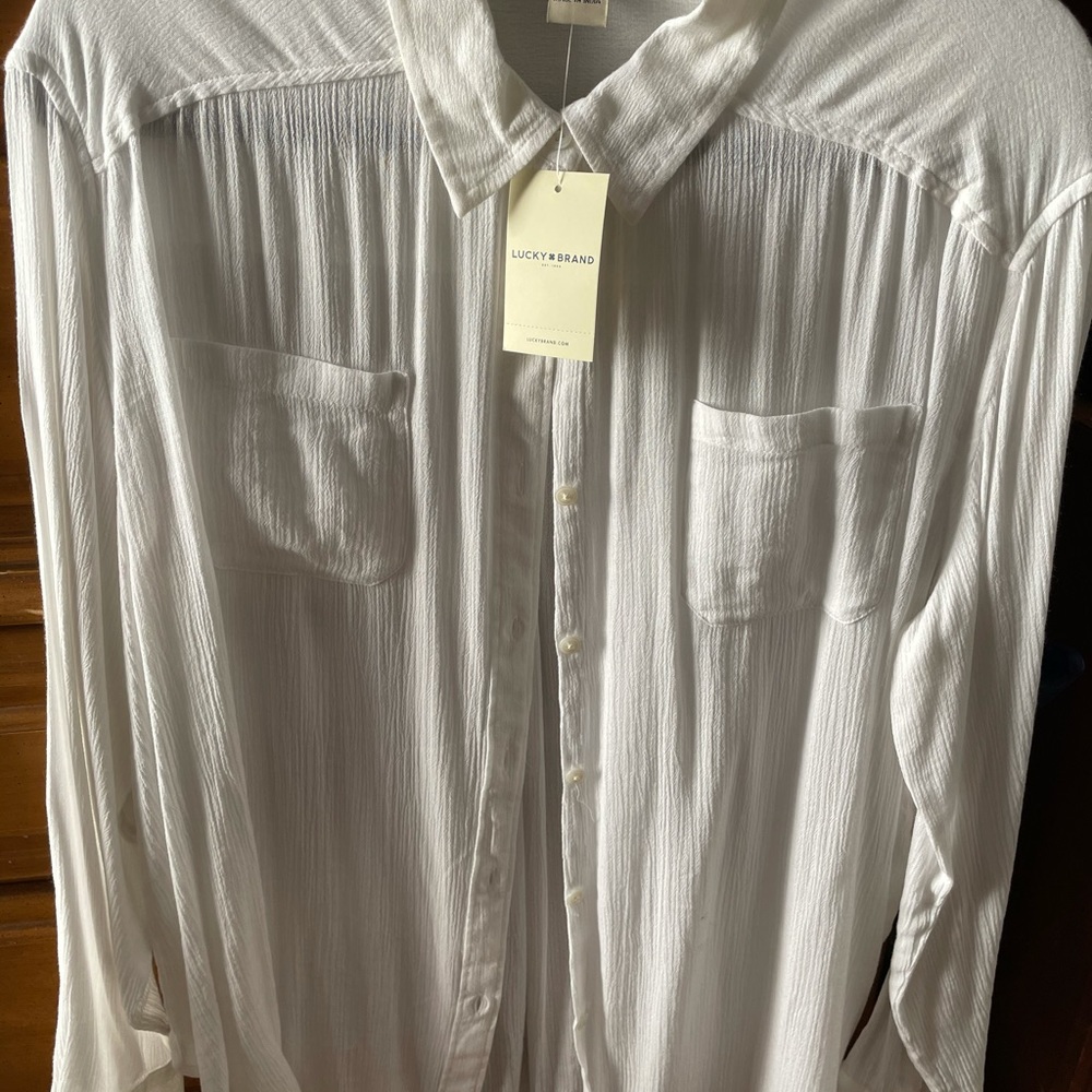 Lucky Brand white button down cool shirt